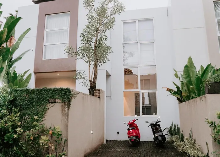 Taman Bali Uppala Villa Seminyak